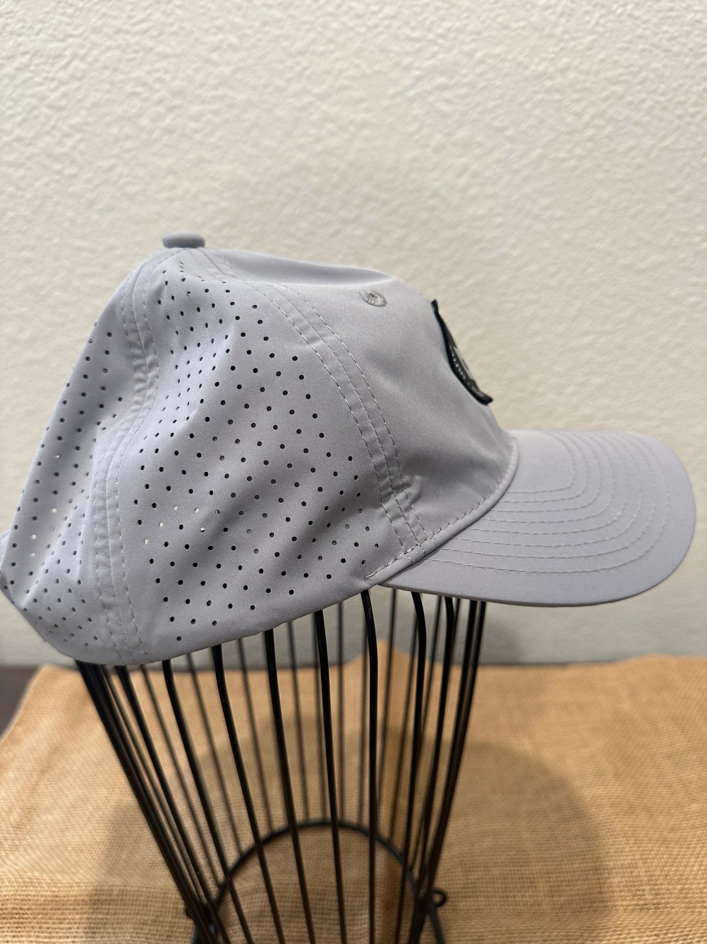 GREY GOLFER - OUTLAW LOGO PATCH HAT