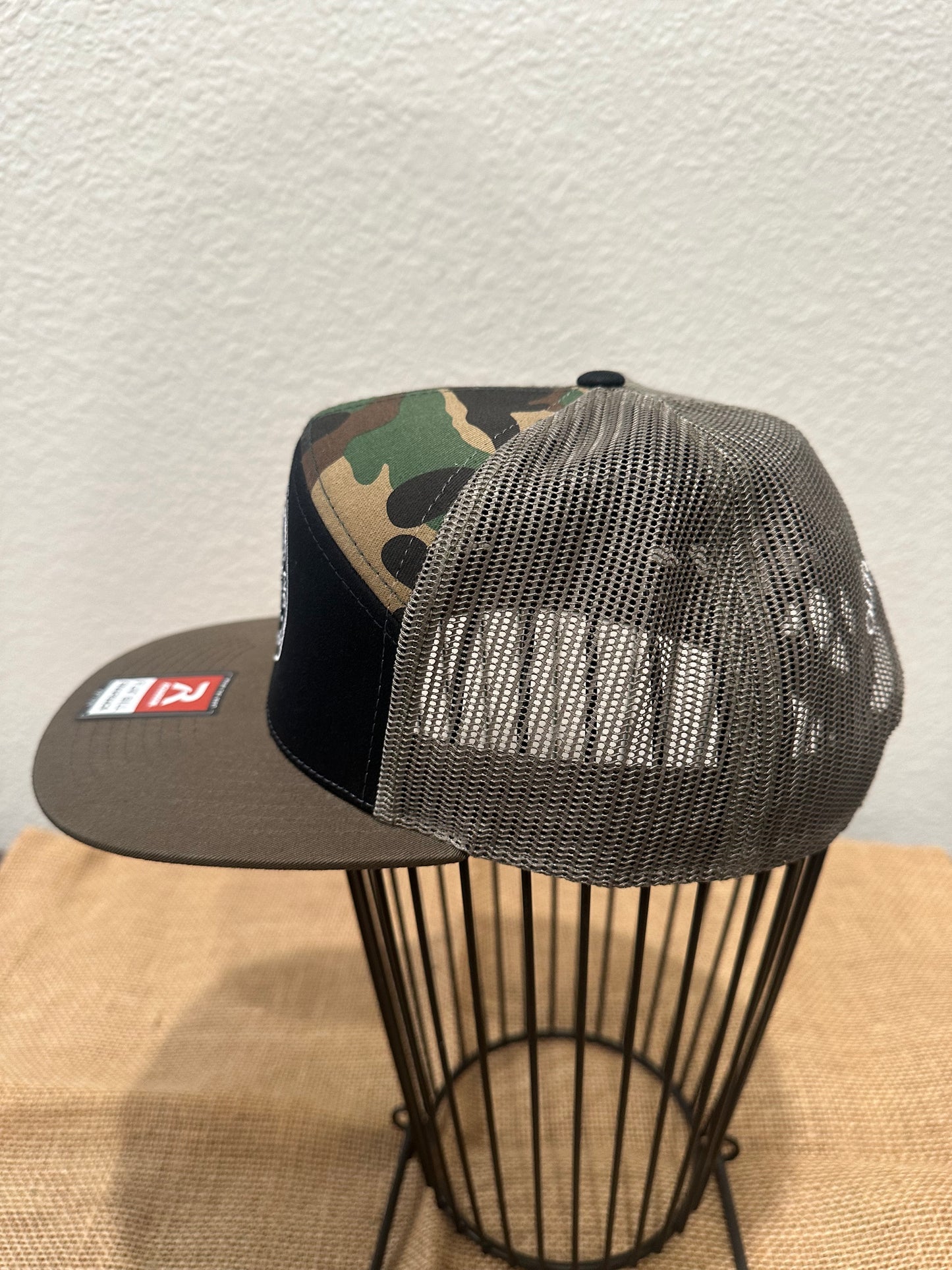 EMBROIDERED 6 PANEL CAMO & BLACK HAT